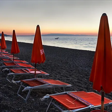 Casa Del Sole Al Mare Con Parchegio Privato * Mascali